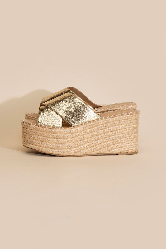 Shoes: PARTNER-S RAFFIA PLATFORM SLIDES