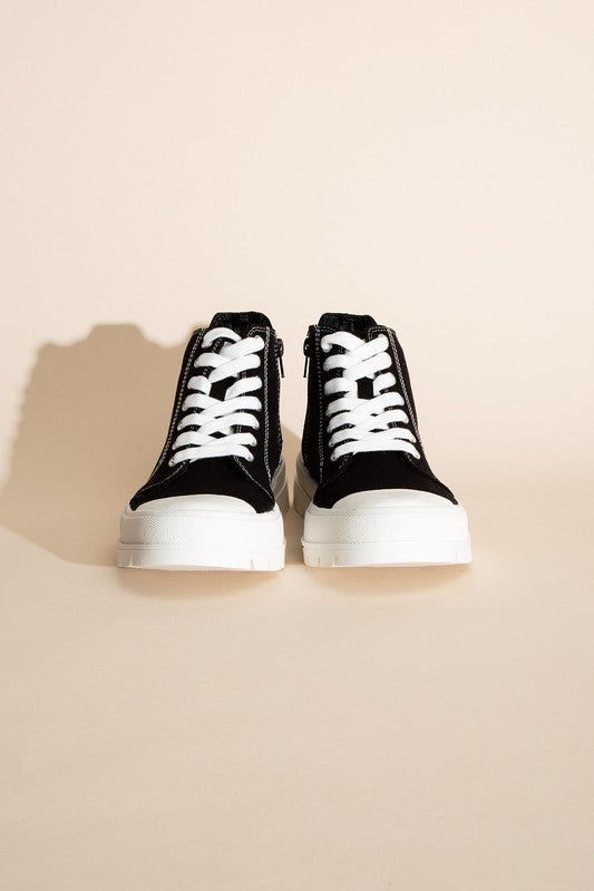 Shoes: CRAYON-G LACE UP SNEAKERS