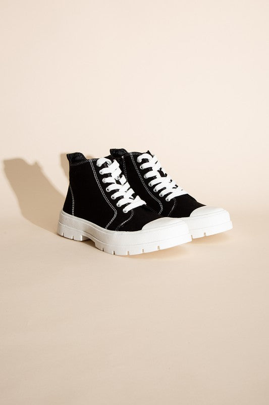 Shoes: CRAYON-G LACE UP SNEAKERS
