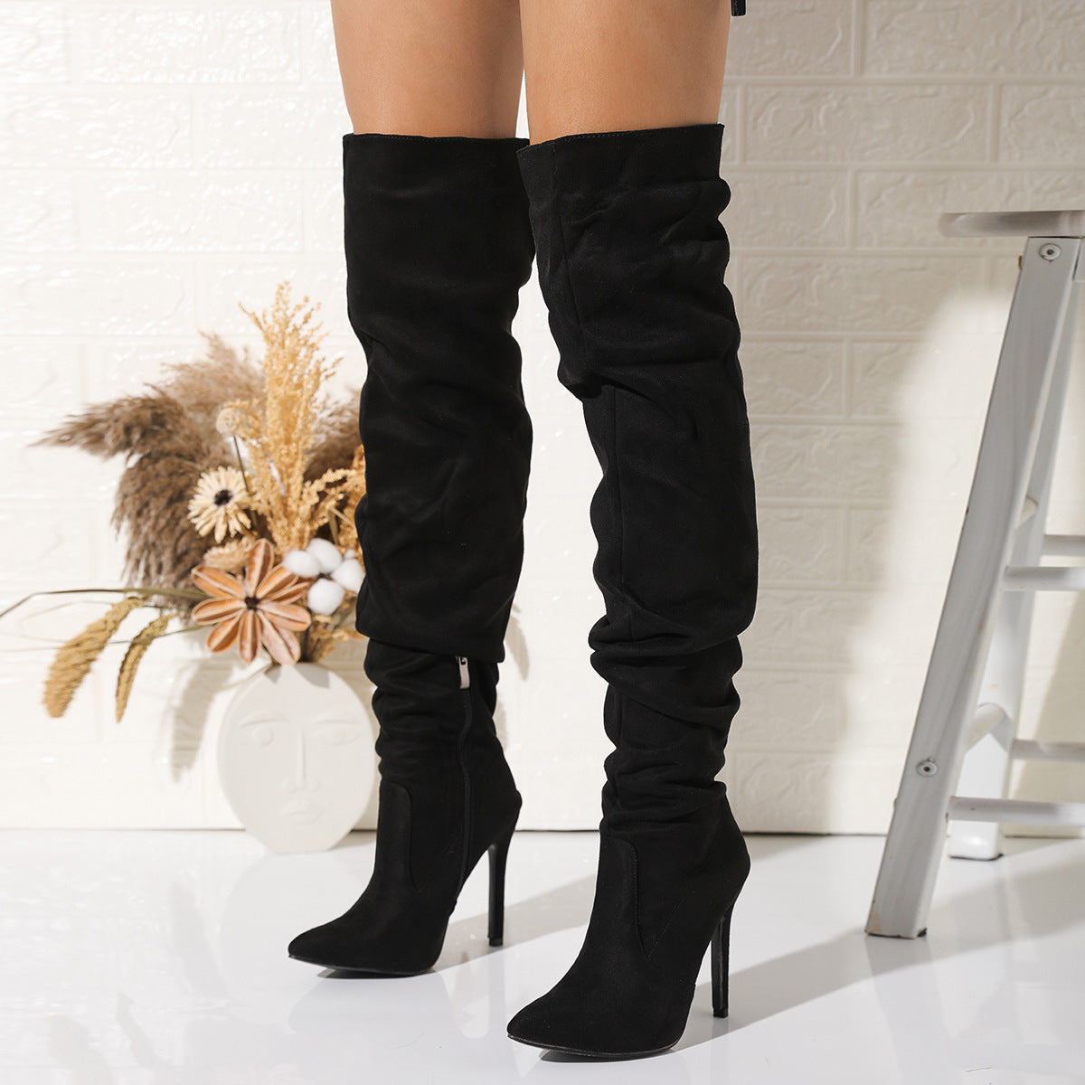 Shoes: Suede Retro High Leg Boot